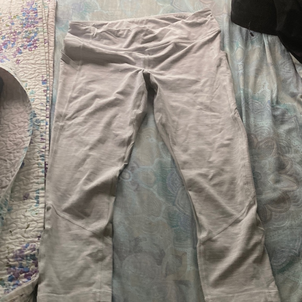 Luluemon Fast and Free Running / Yoga crop leggings